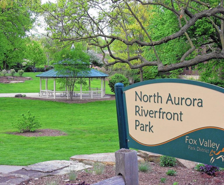 North Aurora IL Limousine Services Car Service Limo Service O