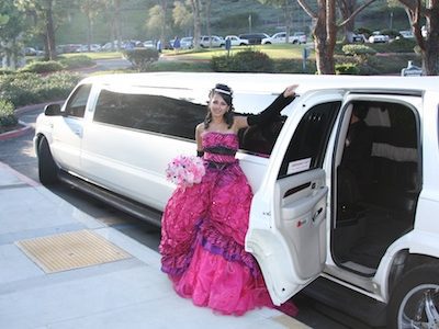 Sweet 16 limo. Sweet 16 limousine, Quinceanera Limo, Quinceanera Limousine, Special Occasion, Special Occasion Limo Service, Limousine Rental, Book, Hire, Rent, Wedding, Anniversary, Bridal Shower, Bachelor Party, Bachelorette Party, Birthday, Prom, Graduation, Special Day Transportation, Limo Service Chicago