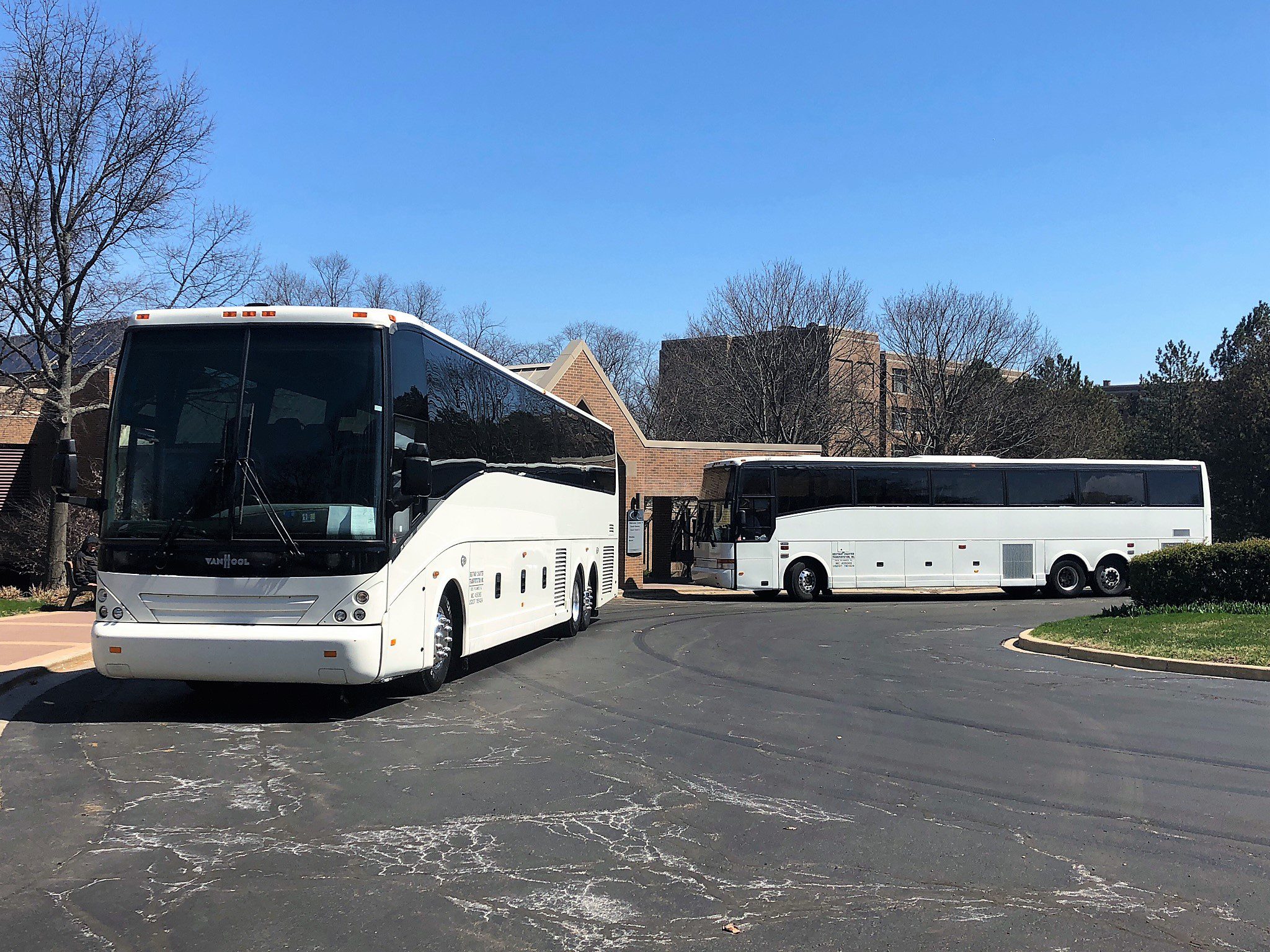Charter Bus Rental Chicago, Book Charter Bus Transportation, Charter a Bus to Chicago, Charter Bus to O'Hare, Charter Bus to Midway