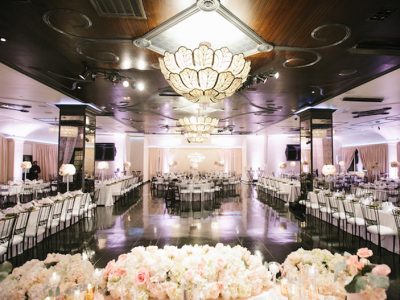 Wedding Transportation Service in Chicago, Bus Transportation Chicagoland Area, Wedding Limo Service Chicago Banquet Hall, Wedding Transportation Service, We're Here to Take you to your wedding banquet hall, just call us, plan your wedding day