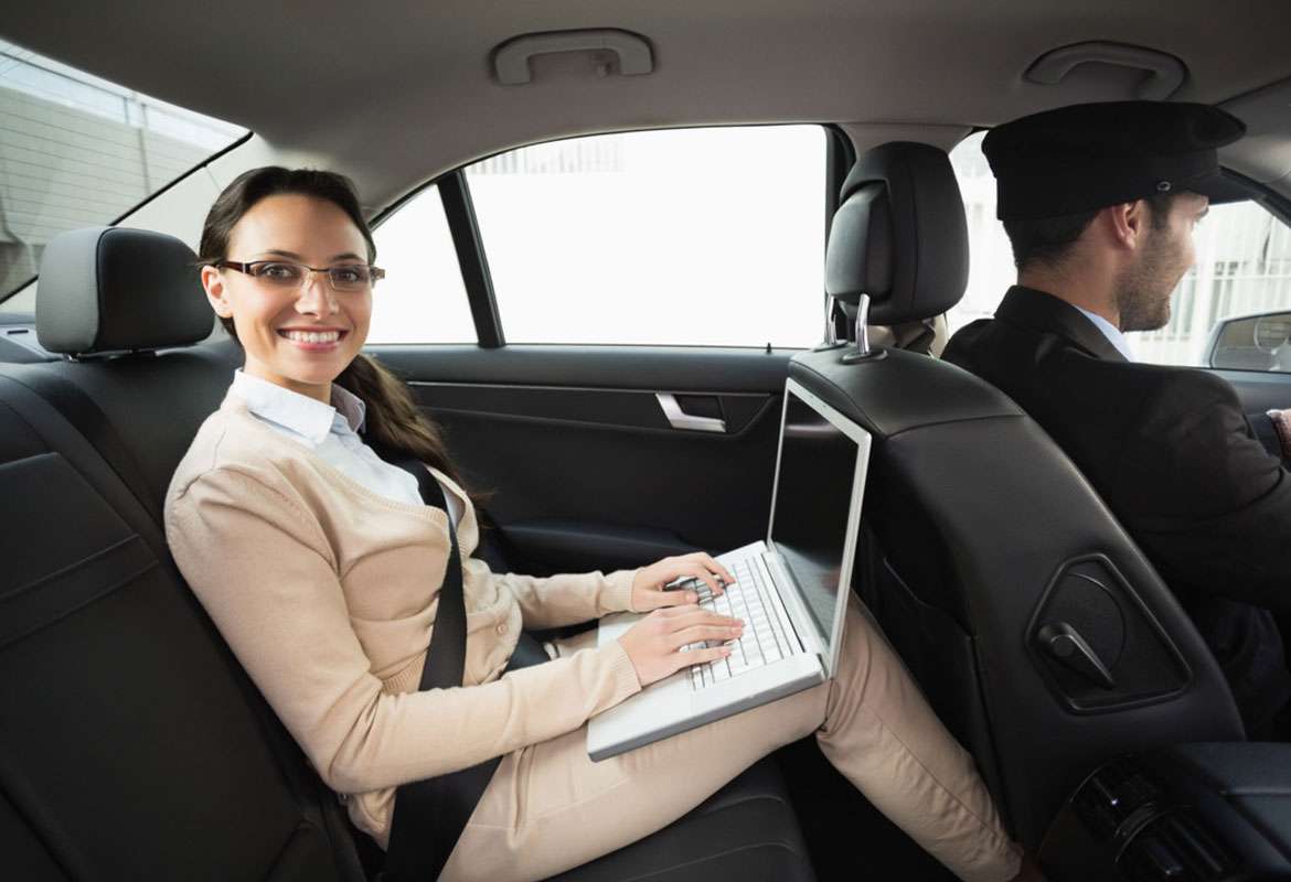 limo at O’hare Corporate Transportation Services, Corporate Limo Services