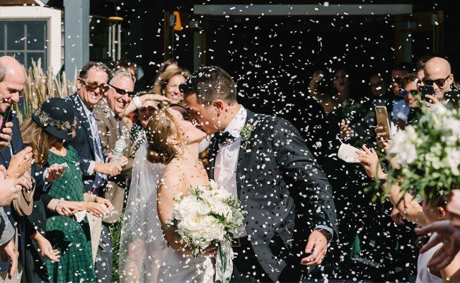 Stretch Limo Chicago Suburbs, Wedding Limo Chicago Suburbs