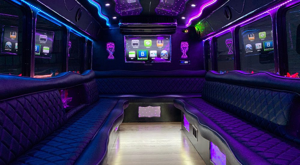 How Do You Celebrate A Party Bus in Chicago? Chicago Party Bus, Bachelorette Party Limo, Rent, Find.