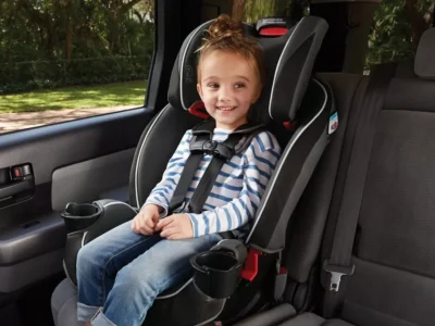 Car Service Chicago with Car Seat